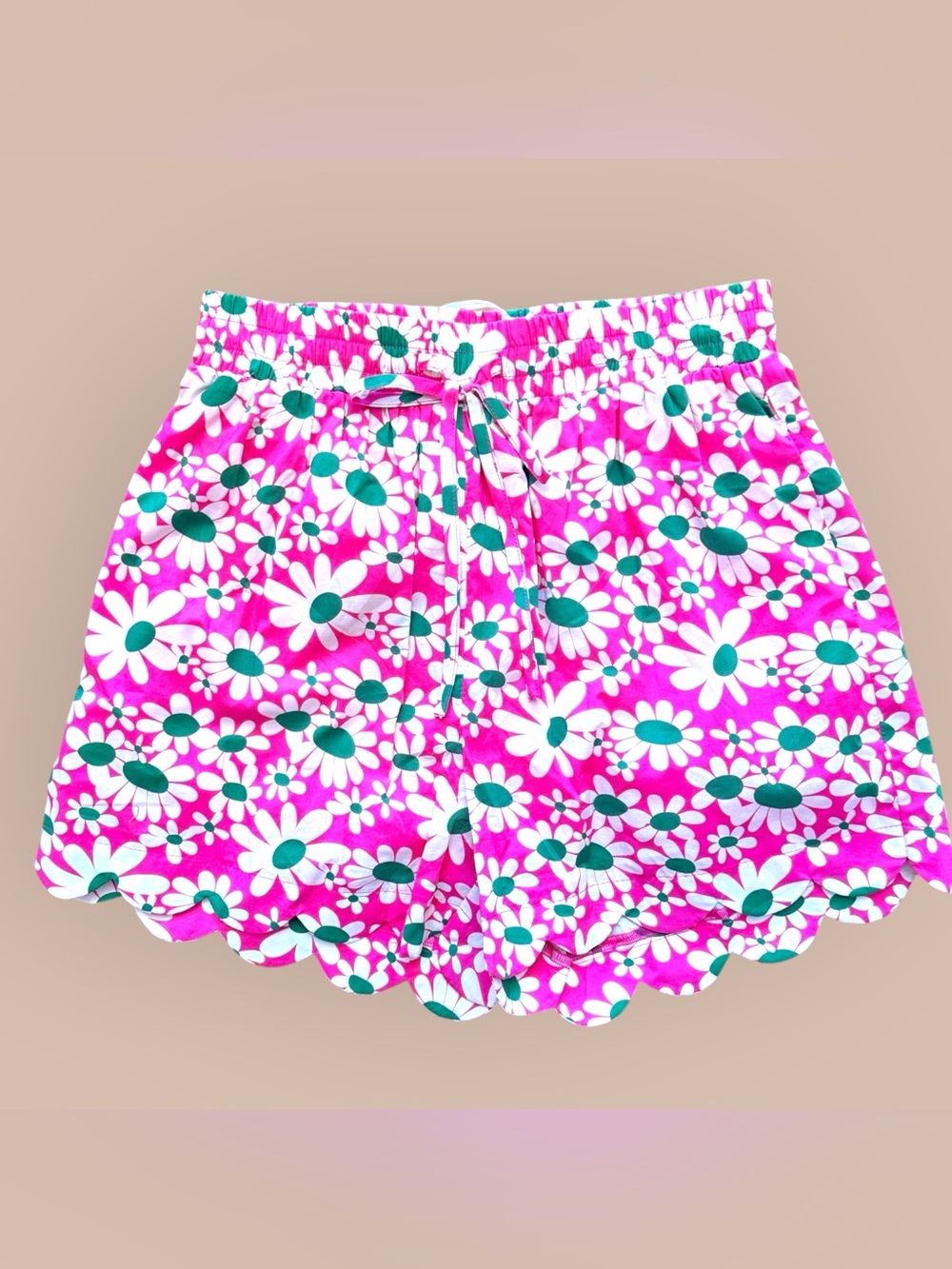 ENTRO by Anthro Pink Floral Scallop-Hem Women's Shorts with pockets Small NWT